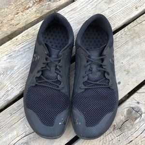 Vivo barefoot women primus. Lightly worn-size EU40